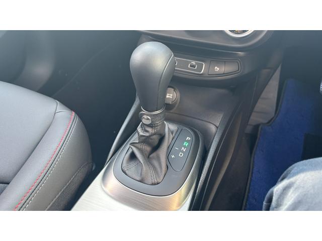 ５００Ｘ スポーツ　新車保証継承　ＬＥＤヘッドライト　レーダーブレーキサポート　アンドロイドオート＆アップルカープレイ対応　バックカメラ　前後コーナーセンサー　１８インチホイール　ＡＣＣ（36枚目）