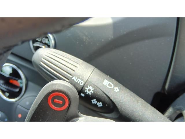 アバルト６９５ コンペティツィオーネ　取説　手帳　スペアキー　禁煙車　オートワイパー　オートライト　サベルトシート　レコードモンツァマムラー　ＥＴＣ　ブレンボキャリパー　当社デモカー　アンドロイドオート＆アップルカープレイ対応（24枚目）