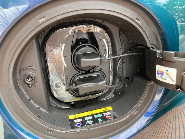 ５００ｅ ポップ　電気自動車　チャデモ　ワンオーナー　禁煙車　取説　記録簿　マスターキー　バックカメラ　ＥＴＣ　純正１６インチホイール　アンドロイドオート＆アップルカープレイ対応　衝突軽減ブレーキ（47枚目）