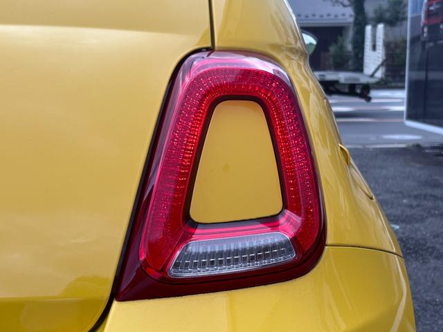 500 ジアリッシマ 限定車 禁煙車 取説 手帳 スペアキー 7インチUコネクトオーディオ(アンドロイドオート&アップルカープレイ対応) ETC 14インチ純正ホイール(40枚目)