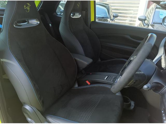 アバルト500e スコーピオニッシマ ハッチバック スコーピオニッシマ 限定モデル スコーピオニッシマ 専用サイドデカール(15枚目)