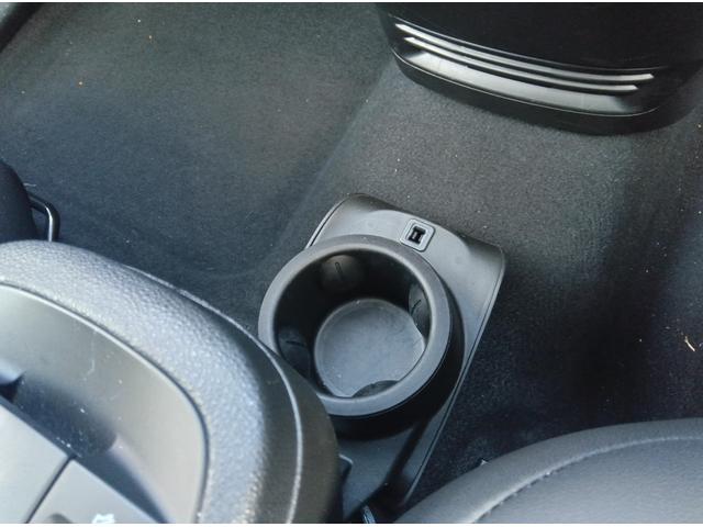 アバルト500e スコーピオニッシマ ハッチバック スコーピオニッシマ 限定モデル スコーピオニッシマ 専用サイドデカール(35枚目)