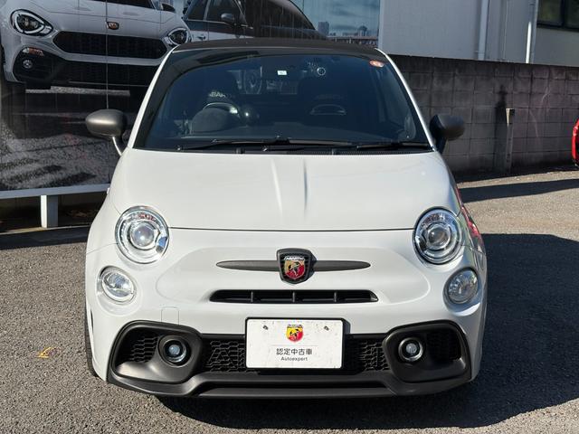 アバルト６９５Ｃ ツーリズモ　ワンオーナー　取説　記録簿　スペアキー　ＨＩＤ　リアパーキングセンサー　レインセンサー　アンドロイドオート＆アップルカープレイ対応　ドライブレコーダー前後　レザーシート　ドリルドローター（3枚目）