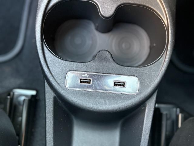 アバルト６９５Ｃ ツーリズモ　ワンオーナー　取説　記録簿　スペアキー　ＨＩＤ　リアパーキングセンサー　レインセンサー　アンドロイドオート＆アップルカープレイ対応　ドライブレコーダー前後　レザーシート　ドリルドローター（30枚目）