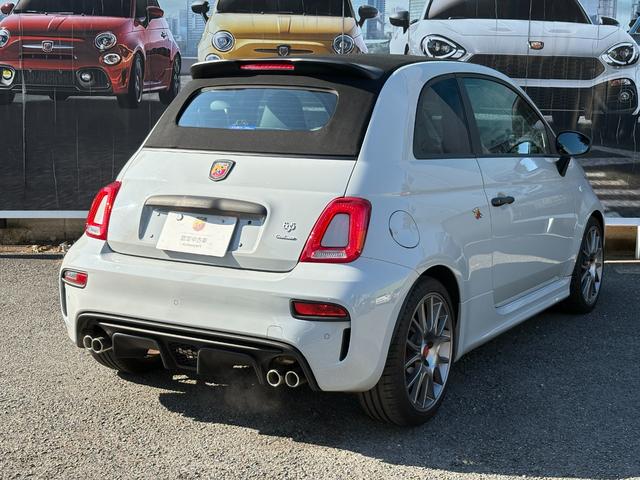 アバルト６９５Ｃ ツーリズモ　ワンオーナー　取説　記録簿　スペアキー　ＨＩＤ　リアパーキングセンサー　レインセンサー　アンドロイドオート＆アップルカープレイ対応　ドライブレコーダー前後　レザーシート　ドリルドローター（47枚目）