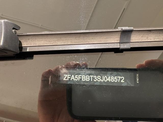 ６００ハイブリッド ラ　プリマ　当社社用車ＵＰ　ＥＴＣ　ドライブレコーダー　ＡＤＡＳ（先進運転支援システム）　ＬＥＤヘッドライト　バックカメラ　前後Ｐセンサー　取説　手帳　スペアキー　運転席パワーシートマッサージ機能付き（29枚目）