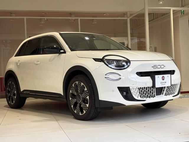 ６００ハイブリッド ラ　プリマ　当社社用車ＵＰ　ＥＴＣ　ドライブレコーダー　ＡＤＡＳ（先進運転支援システム）　ＬＥＤヘッドライト　バックカメラ　前後Ｐセンサー　取説　手帳　スペアキー　運転席パワーシートマッサージ機能付き（47枚目）