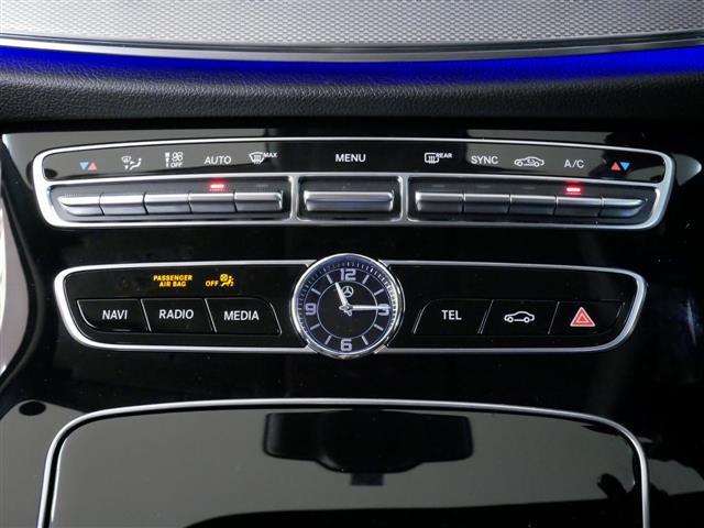 E220 d ステーションワゴン AV エクスクルーシブP(13枚目)