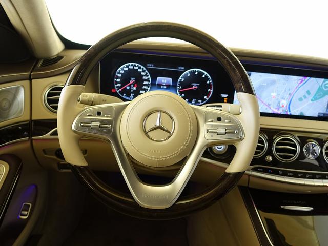 Ｓクラス Ｓ５６０　４ＭＡＴＩＣ　ｄｅｓｉｇｎｏスタイルパッケージ　ファーストクラスパッケージ　Ｂｌｕｅｔｏｏｔｈ接続　ＤＶＤ再生　ＥＴＣ　ＬＥＤヘッドライト　ＴＶ　アイドリングストップ　オットマン　クルーズコントロール（13枚目）