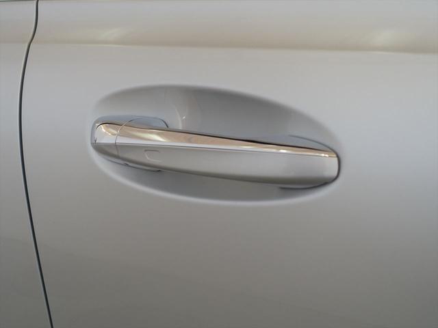 ＧＬＢ ＧＬＢ３５　４ＭＡＴＩＣ　ＡＭＧアドバンスドパッケージ　３列シート　Ｂｌｕｅｔｏｏｔｈ接続　ＥＴＣ　ＬＥＤヘッドライト　ＴＶ　アイドリングストップ　クルーズコントロール　コネクテッド機能　サイドカメラ　サンルーフ・ガラスルーフ（28枚目）