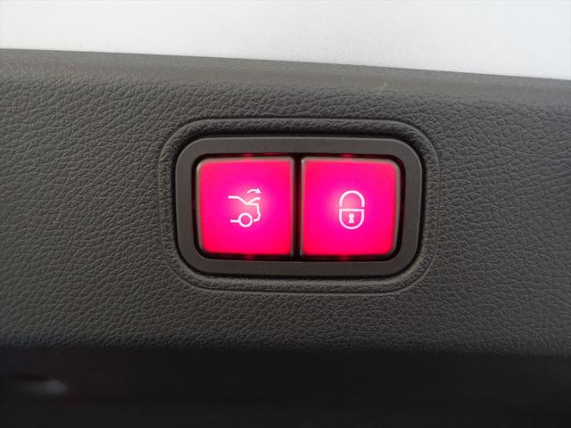 ＣＬＳクラス ＣＬＳ２２０　ｄ　スポーツ　エクスクルーシブパッケージ　Ｂｌｕｅｔｏｏｔｈ接続　ＥＴＣ　ＬＥＤヘッドライト　ＴＶ　アイドリングストップ　クルーズコントロール　コネクテッド機能　サイドカメラ　サンルーフ・ガラスルーフ（26枚目）