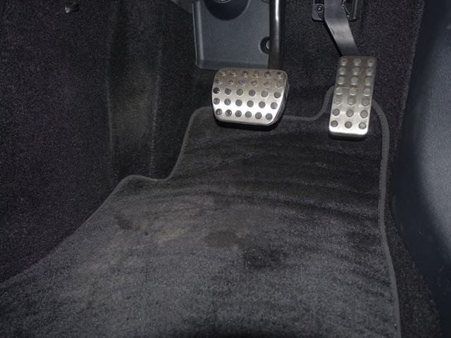 GLAクラス GLA200 d 4MATIC AMGラインパッケージ AMGレザーエクスクルーシブパッケージ アドバンスドパッケージ Bluetooth接続 ETC LEDヘッドライト TV アイドリングストップ クルーズコントロール(28枚目)