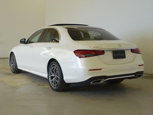 Ｅクラス Ｅ２２０　ｄ　スポーツ　ＡＭＧラインインテリアパッケージ　エクスクルーシブパッケージ　Ｂｌｕｅｔｏｏｔｈ接続　ＥＴＣ　ＬＥＤヘッドライト　ＴＶ　アイドリングストップ　クルーズコントロール　コネクテッド機能　サイドカメラ（4枚目）