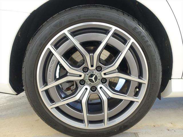 Ｅクラス Ｅ２２０　ｄ　スポーツ　ＡＭＧラインインテリアパッケージ　エクスクルーシブパッケージ　Ｂｌｕｅｔｏｏｔｈ接続　ＥＴＣ　ＬＥＤヘッドライト　ＴＶ　アイドリングストップ　クルーズコントロール　コネクテッド機能　サイドカメラ（34枚目）