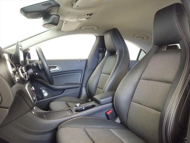 CLAクラス CLA180 レーダーセーフティパッケージ ベーシックパッケージ Bluetooth接続 CD DVD再生 ETC LEDヘッドライト TV アイドリングストップ クルーズコントロール シートヒーター(18枚目)