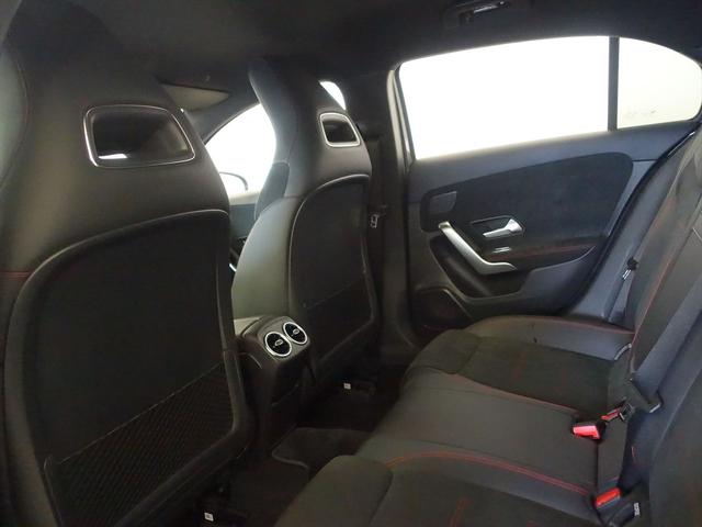 Ａクラス Ａ１８０　スタイル　ＡＭＧライン　レーダーセーフティパッケージ　アドバンスドパッケージ　ナビゲーションパッケージ　Ｂｌｕｅｔｏｏｔｈ接続　ＥＴＣ　ＬＥＤヘッドライト　ＴＶ　アイドリングストップ　クルーズコントロール　コネクテッド機能（23枚目）