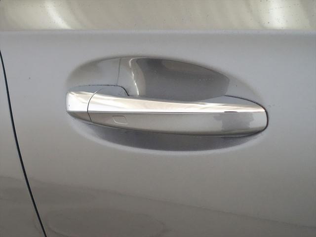 Ａクラス Ａ１８０　スタイル　ＡＭＧライン　レーダーセーフティパッケージ　アドバンスドパッケージ　ナビゲーションパッケージ　Ｂｌｕｅｔｏｏｔｈ接続　ＥＴＣ　ＬＥＤヘッドライト　ＴＶ　アイドリングストップ　クルーズコントロール　コネクテッド機能（25枚目）