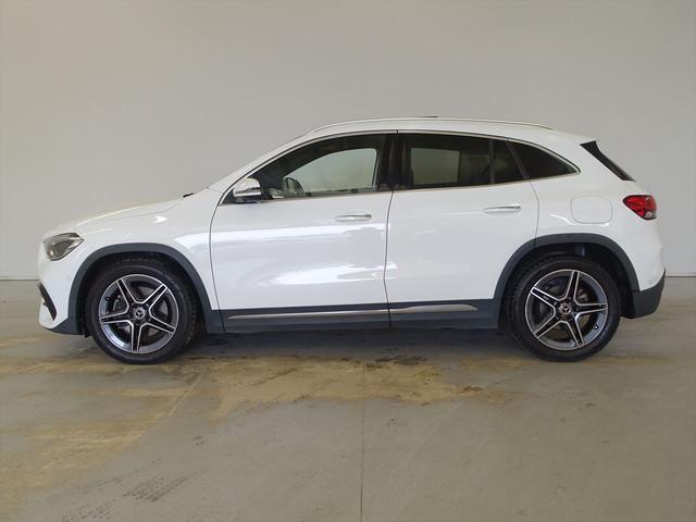 ＧＬＡクラス ＧＬＡ２００　ｄ　４ＭＡＴＩＣ　ＡＭＧライン　ＡＭＧレザーエクスクルーシブパッケージ　アドバンスドパッケージ　ナビゲーションパッケージ　Ｂｌｕｅｔｏｏｔｈ接続　ＥＴＣ　ＬＥＤヘッドライト　ＴＶ　アイドリングストップ　クルーズコントロール（5枚目）