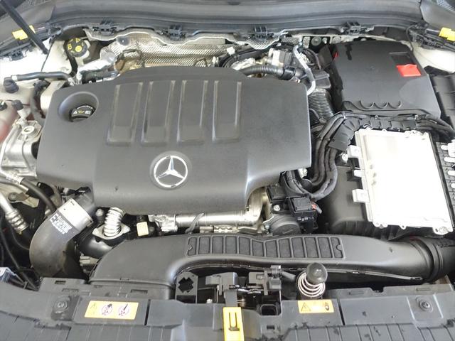 ＧＬＡクラス ＧＬＡ２００　ｄ　４ＭＡＴＩＣ　ＡＭＧライン　ＡＭＧレザーエクスクルーシブパッケージ　アドバンスドパッケージ　ナビゲーションパッケージ　Ｂｌｕｅｔｏｏｔｈ接続　ＥＴＣ　ＬＥＤヘッドライト　ＴＶ　アイドリングストップ　クルーズコントロール（9枚目）