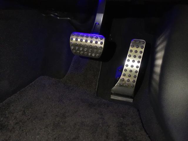 CLE CLE200 カブリオレ スポーツ レザーエクスクルーシブパッケージ ドライバーズパッケージ Bluetooth接続 ETC LEDヘッドライト TV アイドリングストップ クルーズコントロール コネクテッド機能 サイドカメラ(26枚目)