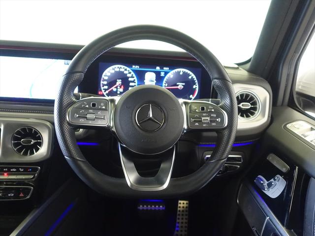 Ｇクラス Ｇ４００　ｄ　ＡＭＧラインパッケージ　ラグジュアリーパッケージ　Ｂｌｕｅｔｏｏｔｈ接続　ＥＴＣ　ＬＥＤヘッドライト　ＴＶ　アイドリングストップ　クルーズコントロール　コネクテッド機能　サイドカメラ（17枚目）