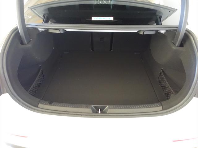 Aクラスセダン A250 4MATIC セダン AMGライン AMGレザーエクスクルーシブパッケージ レーダーセーフティパッケージ アドバンスドパッケージ ナビゲーションパッケージ Bluetooth接続 ETC LEDヘッドライト TV アイドリングストップ(25枚目)