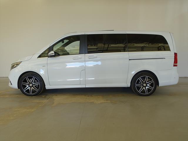 Ｖクラス Ｖ２２０　ｄ　スポーツ　ロング　３列シート　Ｂｌｕｅｔｏｏｔｈ接続　ＣＤ　ＤＶＤ再生　ＥＴＣ　ＬＥＤヘッドライト　ＴＶ　アイドリングストップ　ウオークスルー　クルーズコントロール　サイドカメラ　サンルーフ・ガラスルーフ（5枚目）