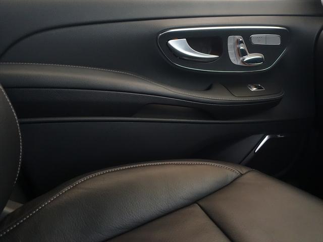 Ｖクラス Ｖ２２０　ｄ　スポーツ　ロング　３列シート　Ｂｌｕｅｔｏｏｔｈ接続　ＣＤ　ＤＶＤ再生　ＥＴＣ　ＬＥＤヘッドライト　ＴＶ　アイドリングストップ　ウオークスルー　クルーズコントロール　サイドカメラ　サンルーフ・ガラスルーフ（14枚目）