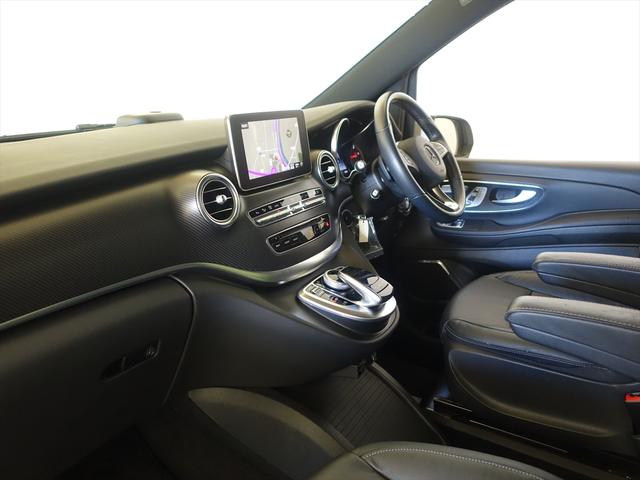 Ｖクラス Ｖ２２０　ｄ　スポーツ　ロング　３列シート　Ｂｌｕｅｔｏｏｔｈ接続　ＣＤ　ＤＶＤ再生　ＥＴＣ　ＬＥＤヘッドライト　ＴＶ　アイドリングストップ　ウオークスルー　クルーズコントロール　サイドカメラ　サンルーフ・ガラスルーフ（20枚目）