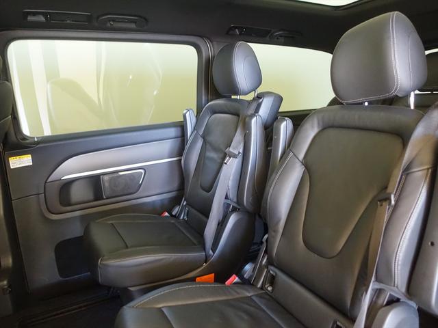 Ｖクラス Ｖ２２０　ｄ　スポーツ　ロング　３列シート　Ｂｌｕｅｔｏｏｔｈ接続　ＣＤ　ＤＶＤ再生　ＥＴＣ　ＬＥＤヘッドライト　ＴＶ　アイドリングストップ　ウオークスルー　クルーズコントロール　サイドカメラ　サンルーフ・ガラスルーフ（23枚目）