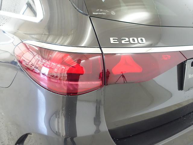 Eクラスステーションワゴン E200 ステーションワゴン アバンギャルド AMGラインパッケージ レザーエクスクルーシブパッケージ デジタルインテリアパッケージ Bluetooth接続 ETC LEDヘッドライト TV アイドリングストップ クルーズコントロール(31枚目)