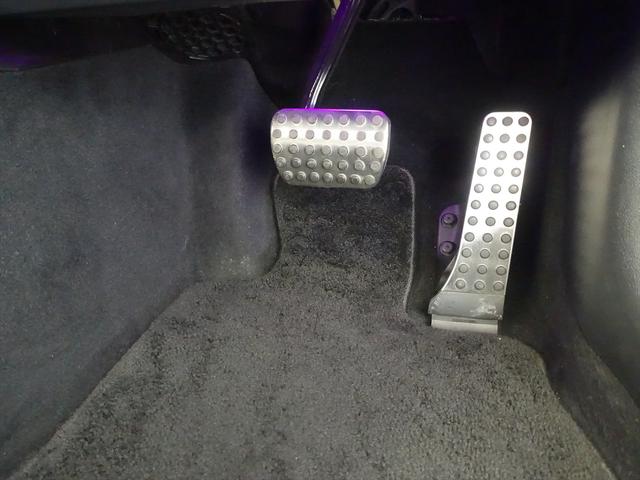 Eクラス E200 カブリオレ スポーツ レザーパッケージ Bluetooth接続 ETC LEDヘッドライト TV アイドリングストップ クルーズコントロール コネクテッド機能 サイドカメラ シートヒーター トランクスルー ナビ(29枚目)