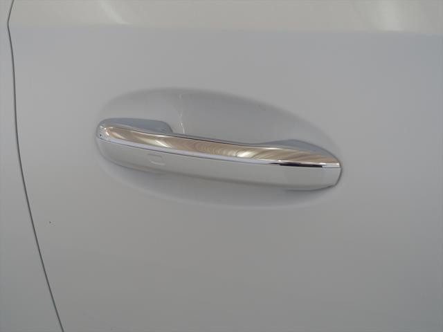 Cクラス C200 アバンギャルド AMGラインパッケージ レザーエクスクルーシブパッケージ ベーシックパッケージ Bluetooth接続 ETC LEDヘッドライト TV アイドリングストップ クルーズコントロール コネクテッド機能(27枚目)