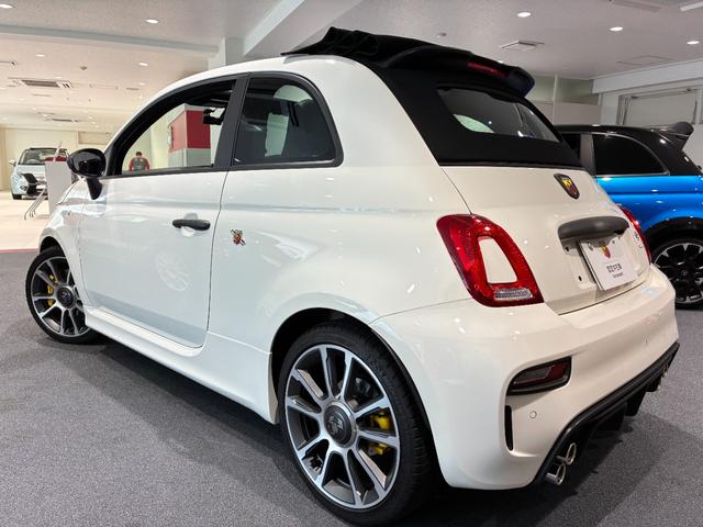 アバルト695C ツーリズモ レコモン・純正ドライブレコーダー前後・ETC2.0・純正ミラーモニターバックカメラ(8枚目)