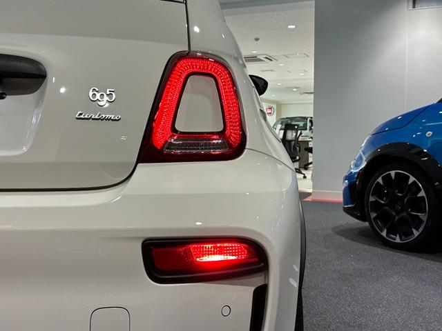 アバルト695C ツーリズモ レコモン・純正ドライブレコーダー前後・ETC2.0・純正ミラーモニターバックカメラ(13枚目)