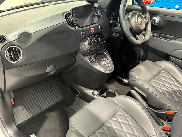 アバルト695C ツーリズモ レコモン・純正ドライブレコーダー前後・ETC2.0・純正ミラーモニターバックカメラ(19枚目)