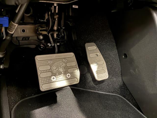 アバルト695C ツーリズモ レコモン・純正ドライブレコーダー前後・ETC2.0・純正ミラーモニターバックカメラ(35枚目)