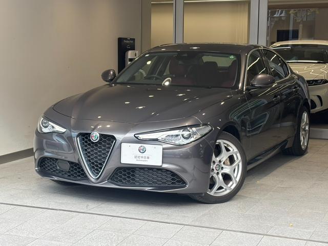 アルファロメオ　ジュリア入庫しました！お問い合わせを多数頂いております！早い者勝ちです！ご検討の方はお急ぎください！！