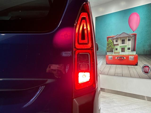 ドブロ マキシ 正規認定中古車 ワンオーナー 禁煙車 ETC ドライブレコーダー AppleCarPlay&AndroidAuto対応ディスプレイオーディオ LEDヘッドライト(16枚目)