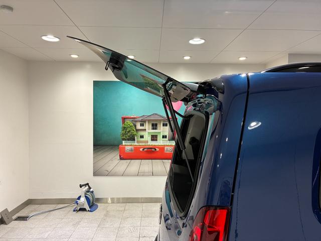 ドブロ マキシ 正規認定中古車 ワンオーナー 禁煙車 ETC ドライブレコーダー AppleCarPlay&AndroidAuto対応ディスプレイオーディオ LEDヘッドライト(25枚目)