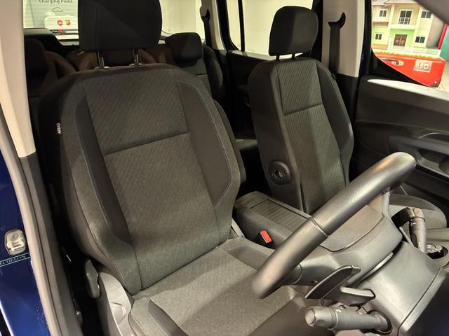 ドブロ マキシ 正規認定中古車 ワンオーナー 禁煙車 ETC ドライブレコーダー AppleCarPlay&AndroidAuto対応ディスプレイオーディオ LEDヘッドライト(32枚目)