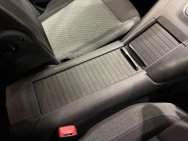 ドブロ マキシ 正規認定中古車 ワンオーナー 禁煙車 ETC ドライブレコーダー AppleCarPlay&AndroidAuto対応ディスプレイオーディオ LEDヘッドライト(52枚目)