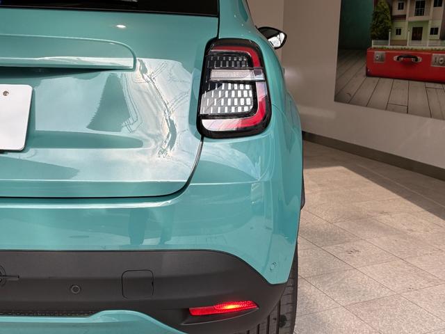 600ハイブリッド ラ プリマ 弊社デモカー車両 メーカー保証継承(13枚目)