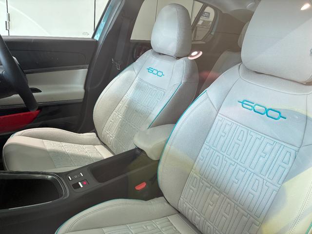 600ハイブリッド ラ プリマ 弊社デモカー車両 メーカー保証継承(22枚目)