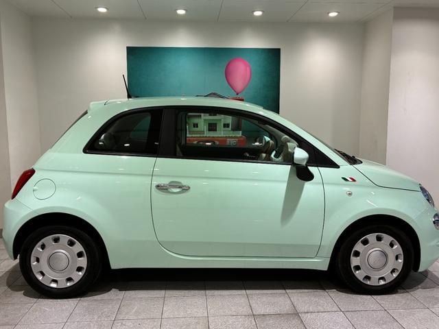 500 1.2 ポップ ETC ドラレコ前後 ワンオーナー 禁煙 正規認定中古車 弊社ユーザー仕入車両 チェック柄ファブリックシート AppleCarPlay&AndroidAuto対応オーディオ 本革巻きステアリング(5枚目)