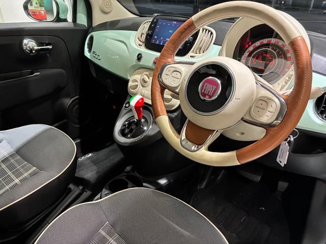 500 1.2 ポップ ETC ドラレコ前後 ワンオーナー 禁煙 正規認定中古車 弊社ユーザー仕入車両 チェック柄ファブリックシート AppleCarPlay&AndroidAuto対応オーディオ 本革巻きステアリング(19枚目)
