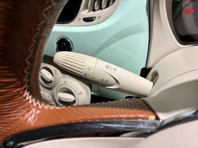 500 1.2 ポップ ETC ドラレコ前後 ワンオーナー 禁煙 正規認定中古車 弊社ユーザー仕入車両 チェック柄ファブリックシート AppleCarPlay&AndroidAuto対応オーディオ 本革巻きステアリング(29枚目)