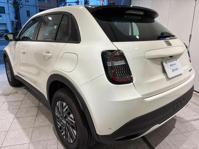 ６００ハイブリッド ベースグレード　弊社代車使用（8枚目）