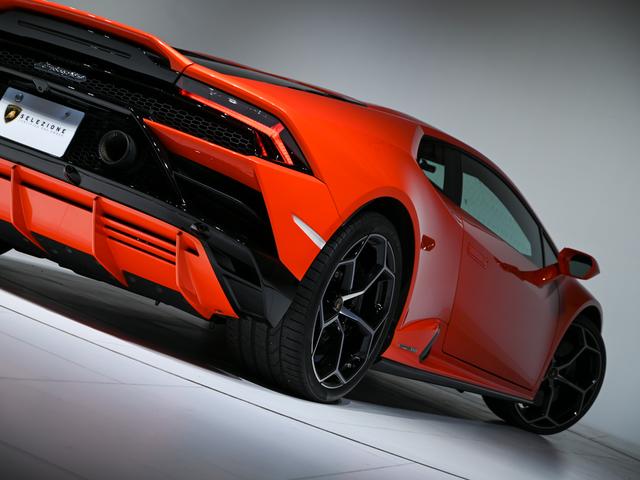 ランボルギーニ ウラカン evoクーペ arancio xanto 3180 0万円 令和2年 年 東京都 中古車 価格 Com ランボルギーニ ウラカン evoクーペ arancio xanto 3180 0万円 令和2年 年 東京都 中古車 価格 Com
