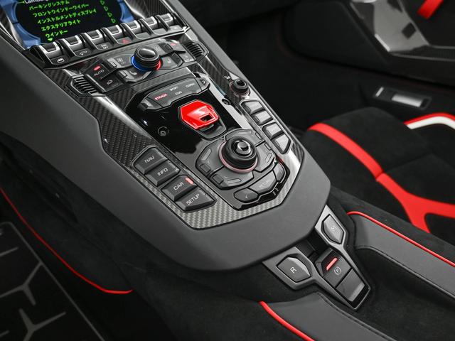 アヴェンタドール ＳＶＪロードスター　Ｌａｍｂｏｒｇｈｉｎｉ認定中古車　メーカー保証付　ロードアシスタンス　Ｓｅｌｅｚｉｏｎｅ　Ｌａｍｂｏｒｇｈｉｎｉ　Ｃｅｒｔｉｆｉｅｄ　Ｐｒｅ－Ｏｗｎｅｄ（16枚目）
